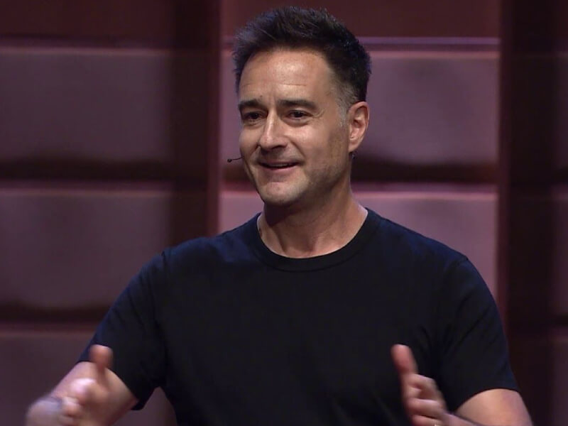 Brian Scudamore, founder of 1-800-GOT-JUNK?, speaking at Jobber Summit 2026.