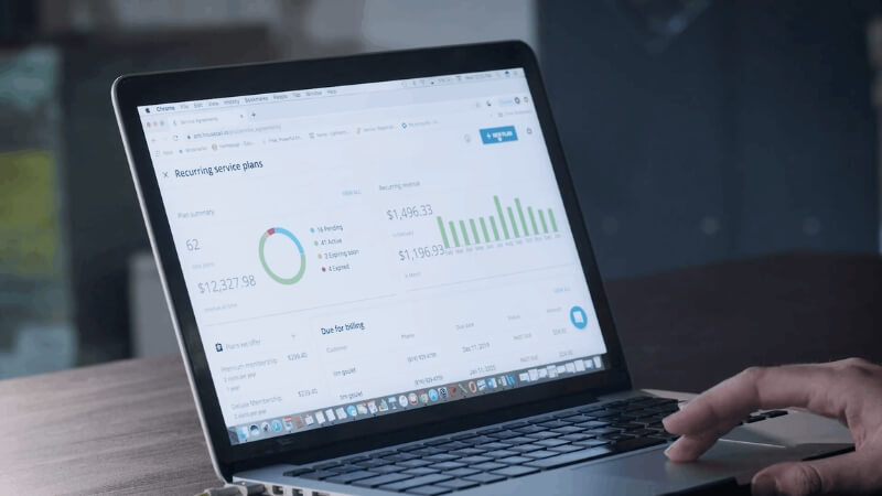 field service scheduling app interface for contractors using CRM software